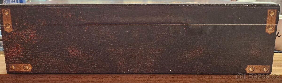 Dungeons & Dragons: Ultimate Collector's Pack - 4