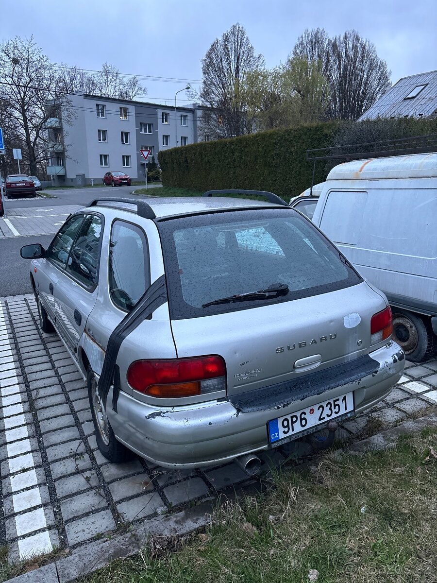 Subaru impreza 2.0 - 4