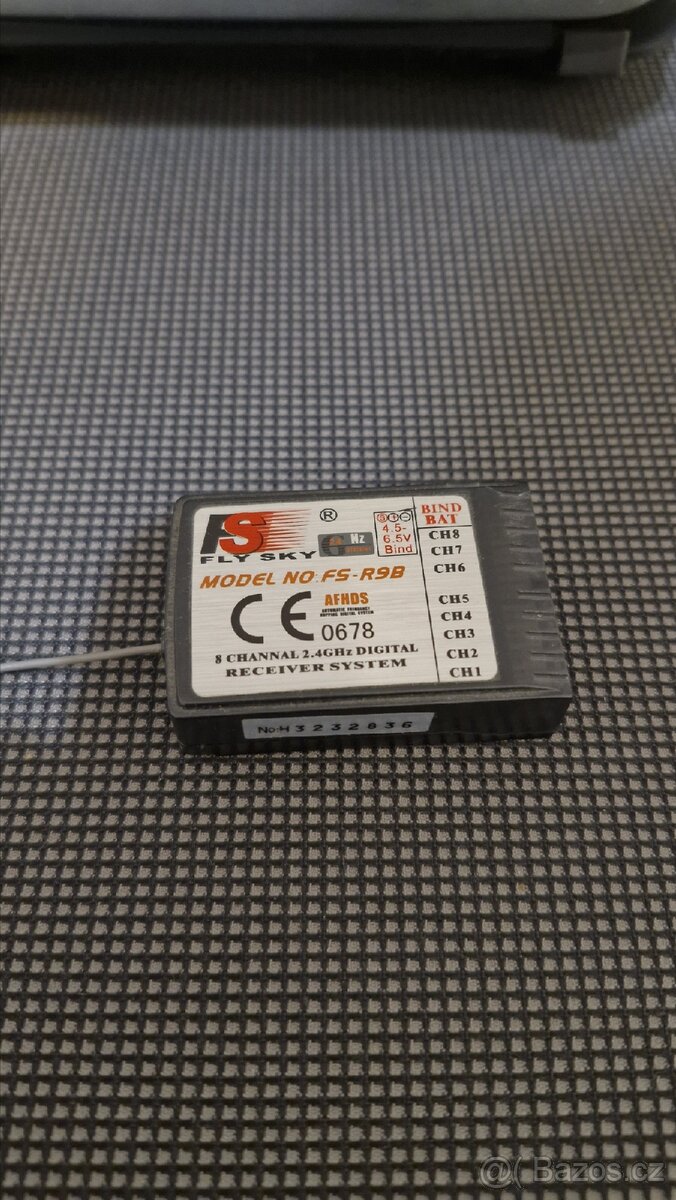 RC ovladač, 8 ch, 2,4 GHz - 4