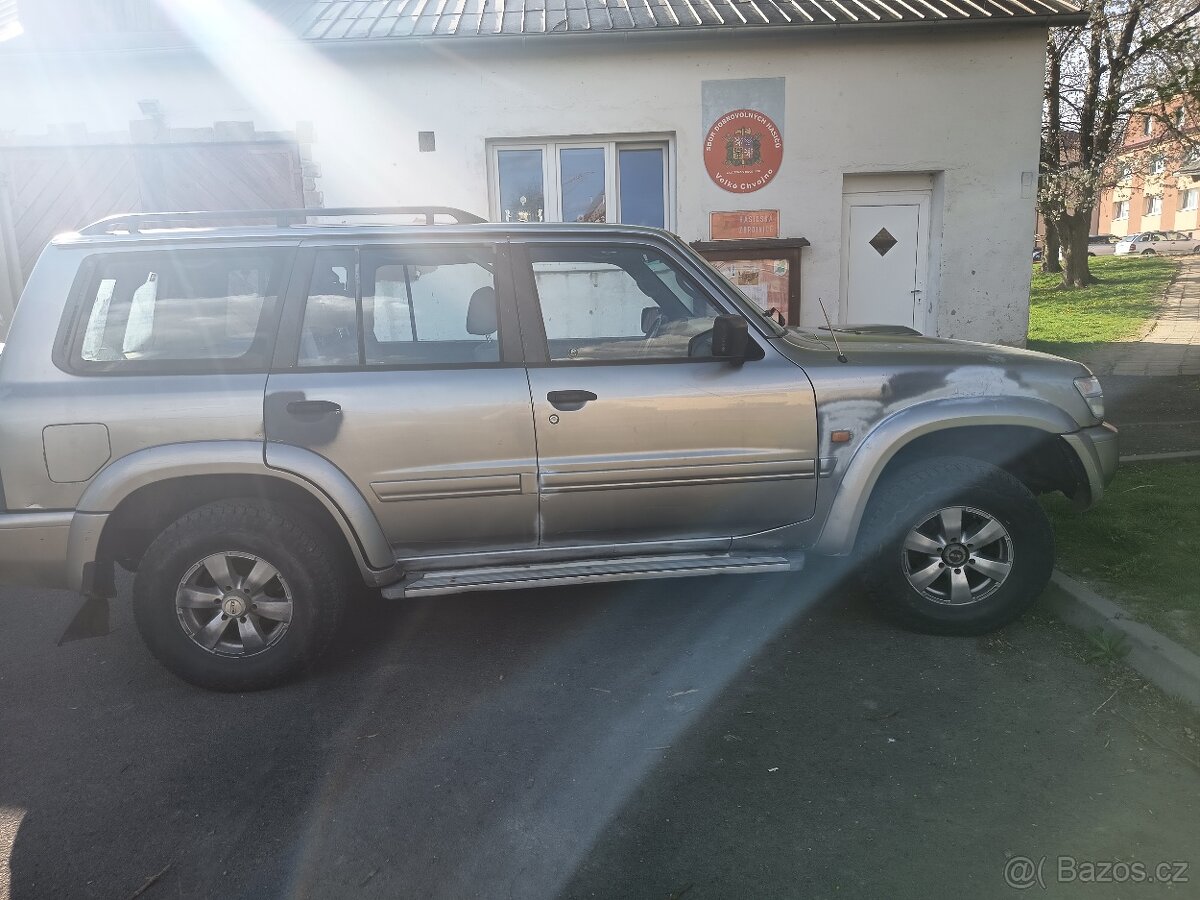 Nissan patrol gr y61 3.0 litr