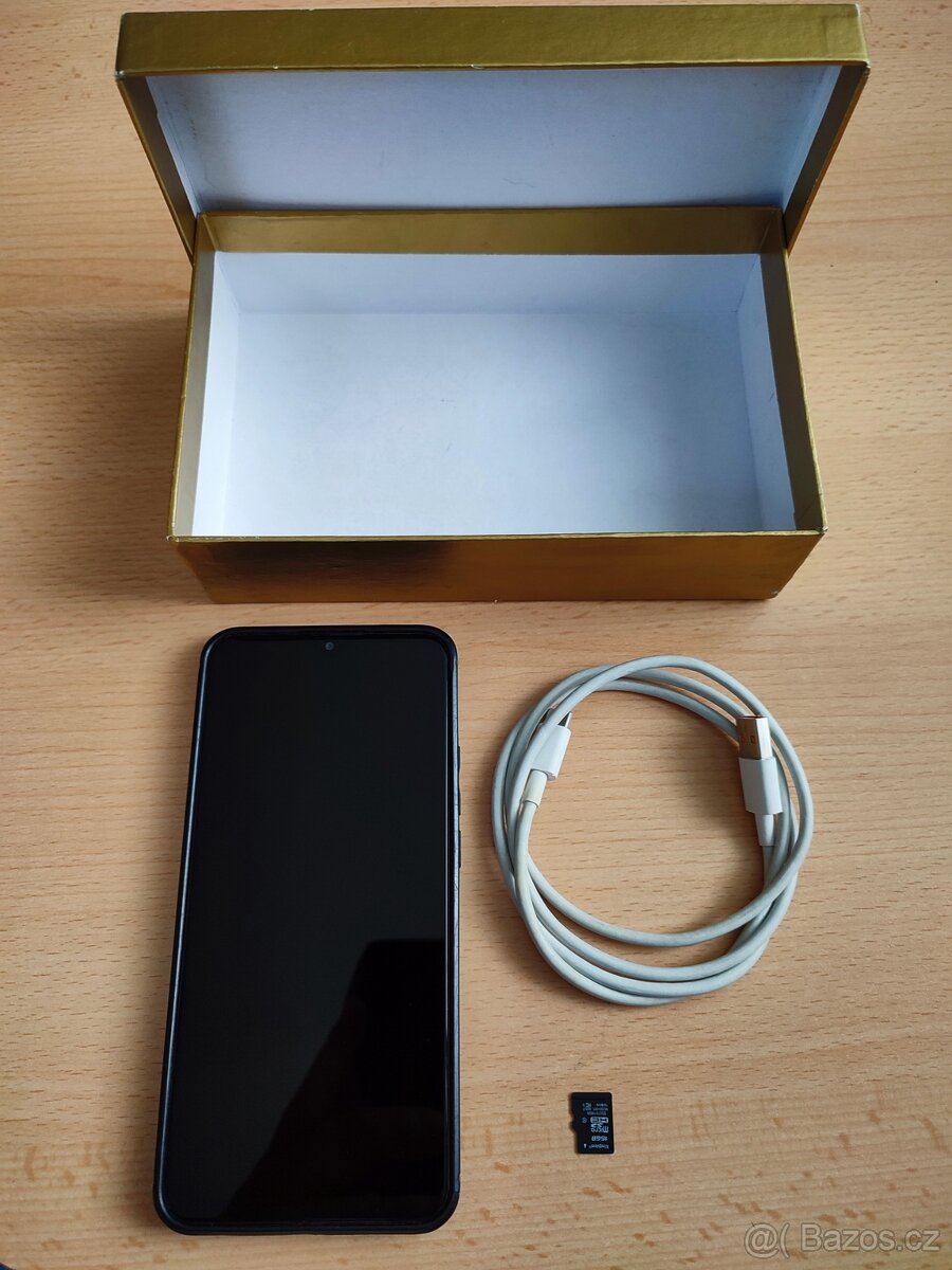 Xiaomi Redmi 9 + obal + napájecí kabel + SD karta - 4