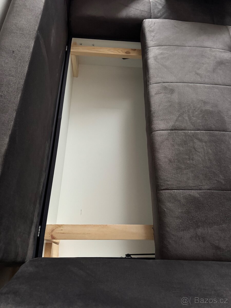 Rozkládací gauč - 4