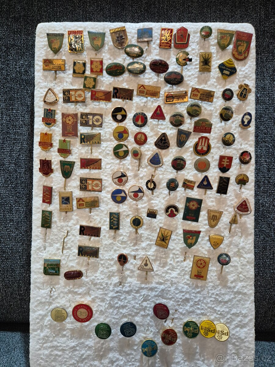 Sbírka odznaků a vyznamenání cca 2100ks - 4