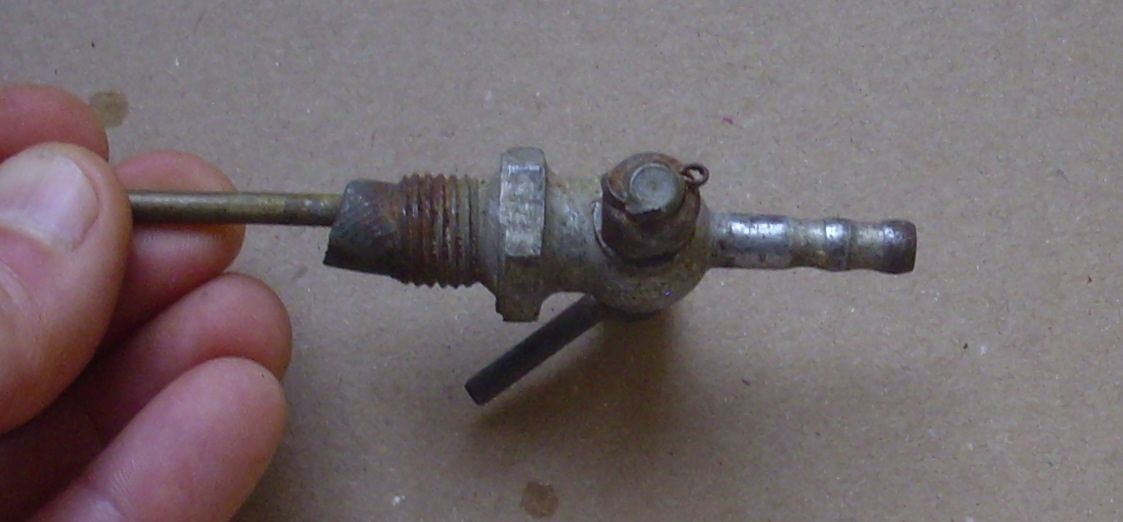 Jawa 550,555 a 250 pérak palivový ventil - originál - 4