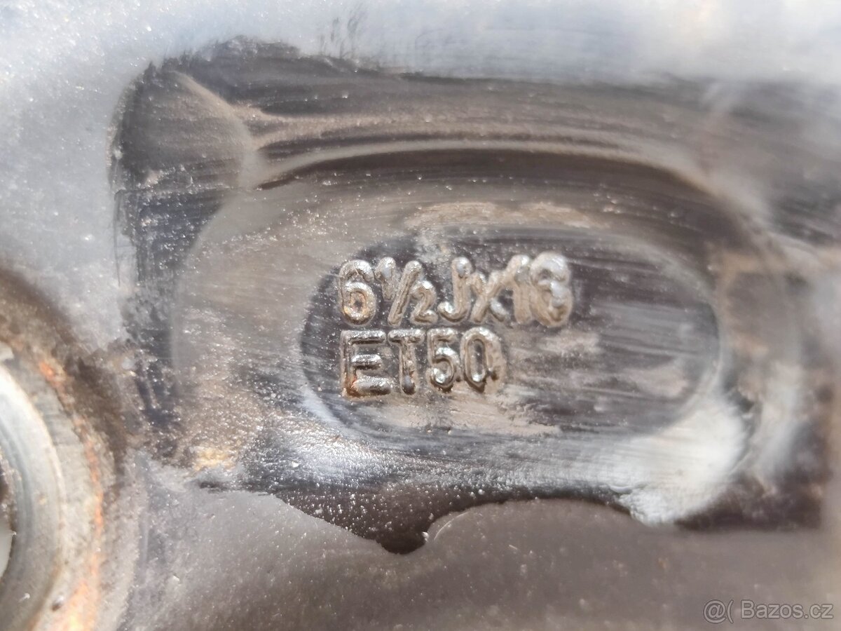 Zimní pneu + plech. disky - 4