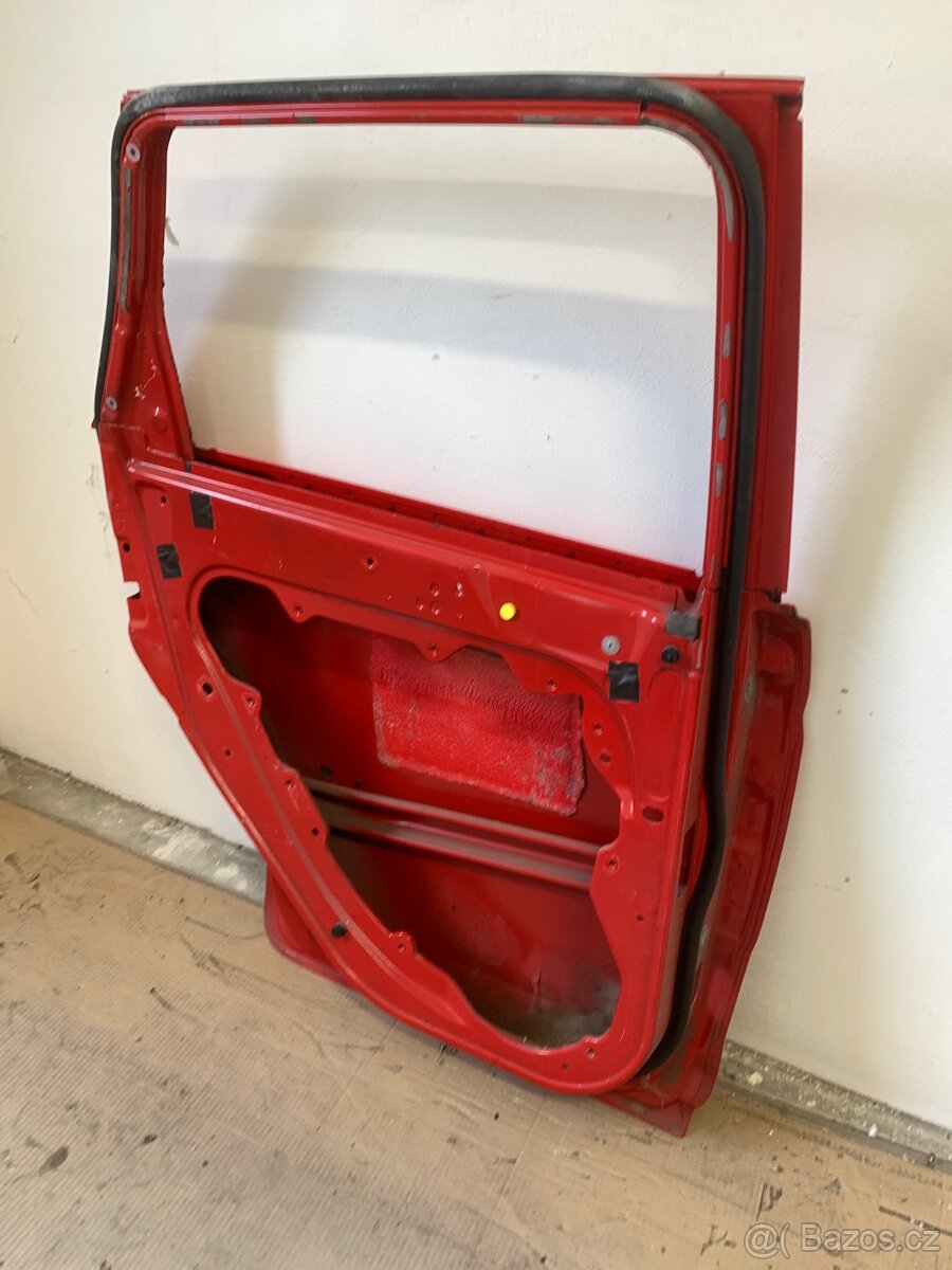 Ford Focus 2005, LZ dveře - 4