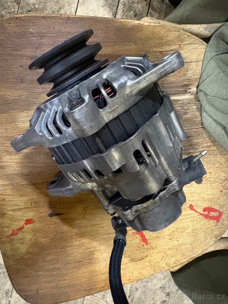 Prodam alternator po repasi na L200 - 4