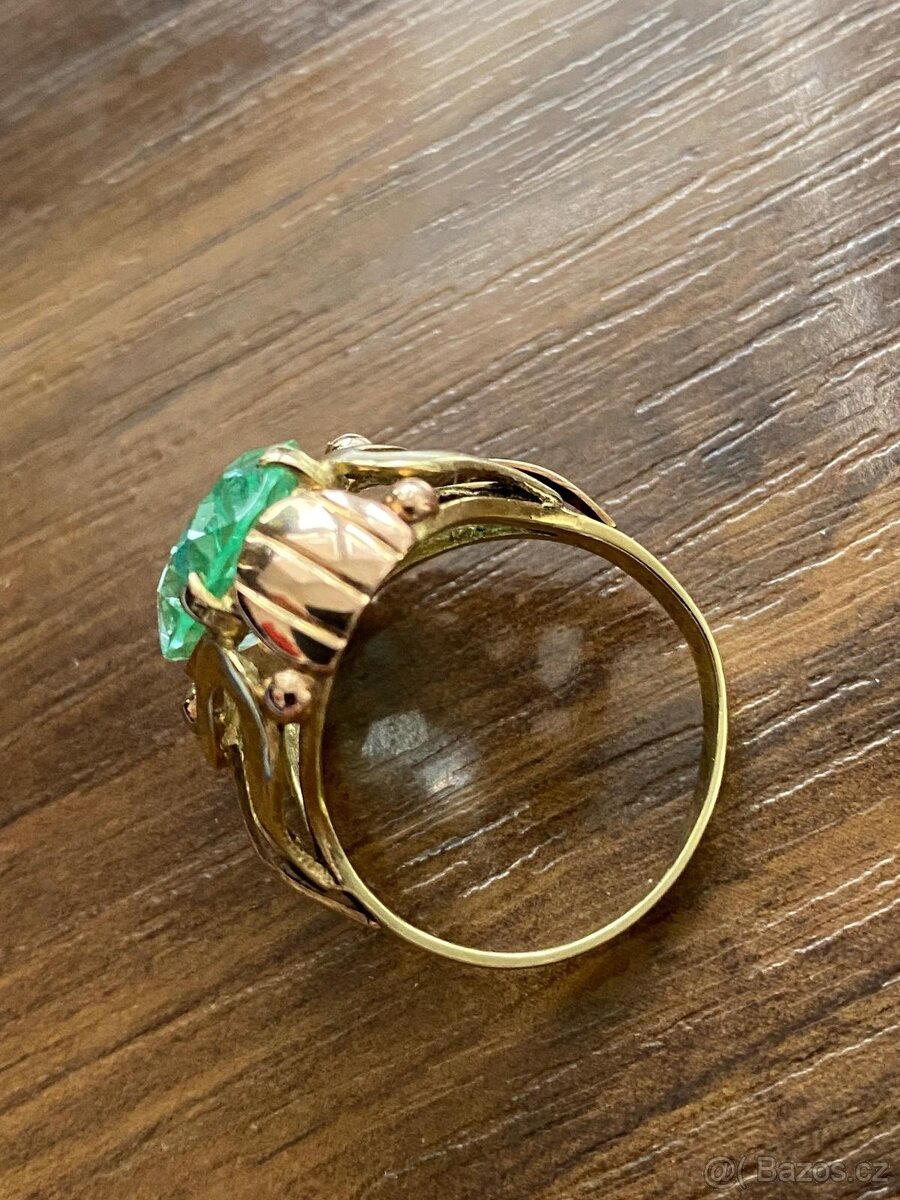 Zlatý dámský prsten - 4
