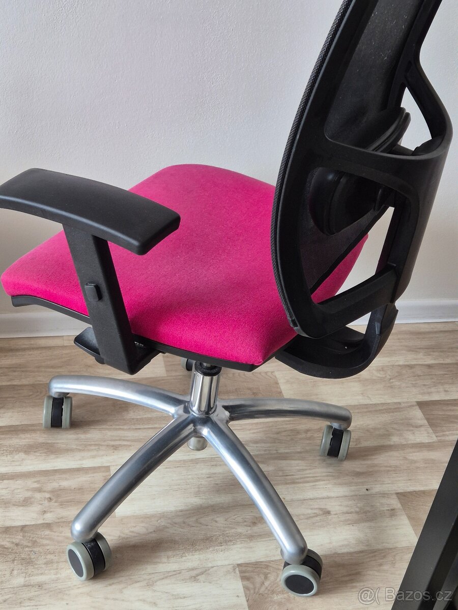 Kancelářské křeslo - 4