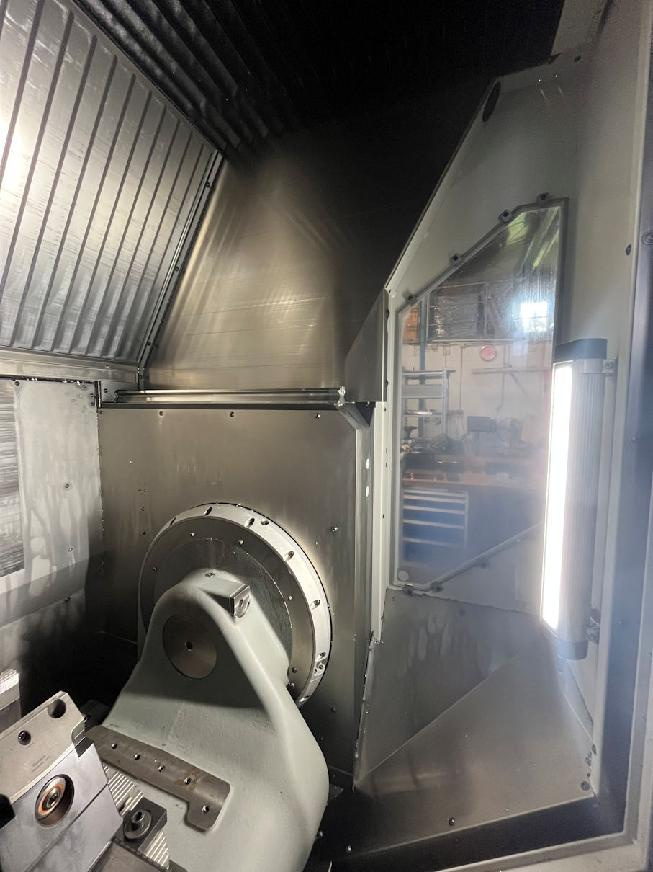 Obráběcí centra - vertikální C 400 - 4