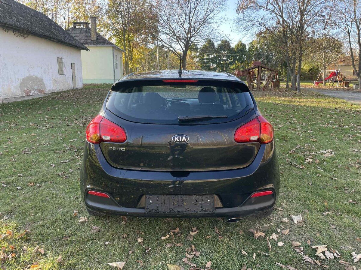 Kia Cee´d 1.4 CVVT LX/Silver - 4