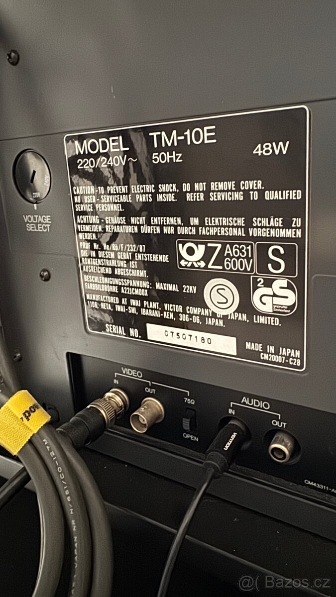 Prodám sony Trinitron a JVC CRT monitory - 4