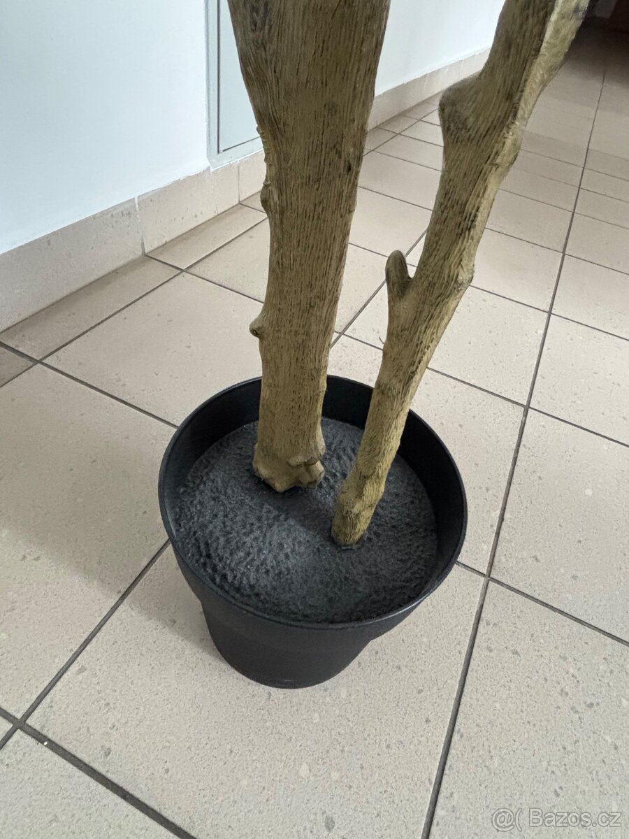 Umělý strom IKEA - 4
