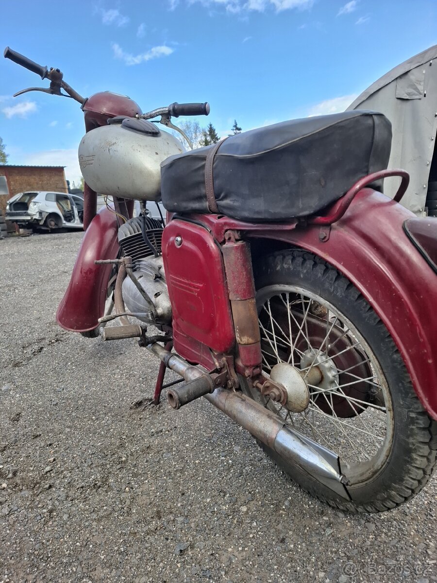 Jawa 150 - 4