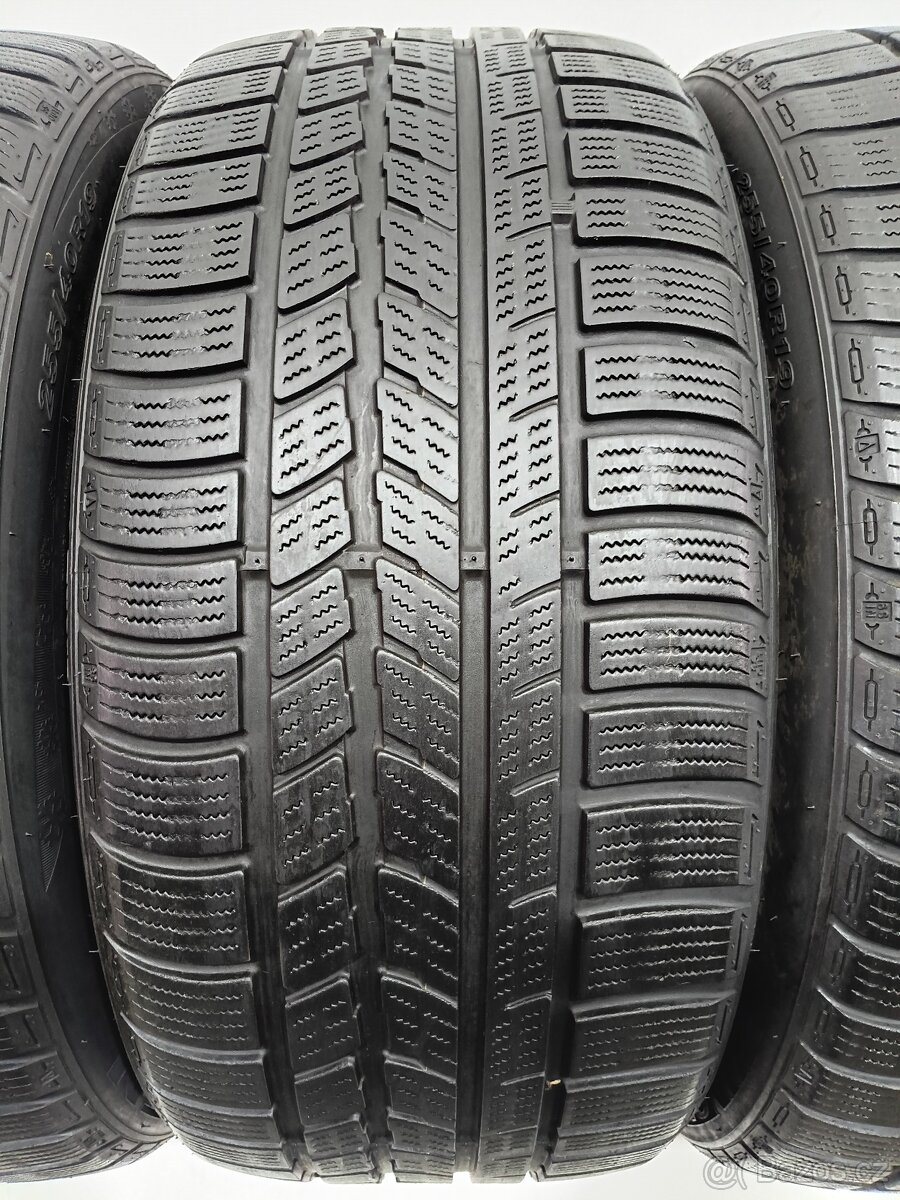 Zimní pneu 255/40/19 Nexen - 4
