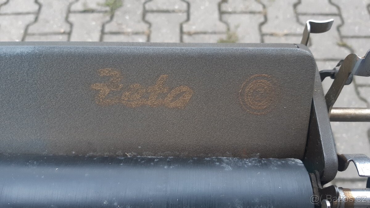 Psací stroj ZETA - 4