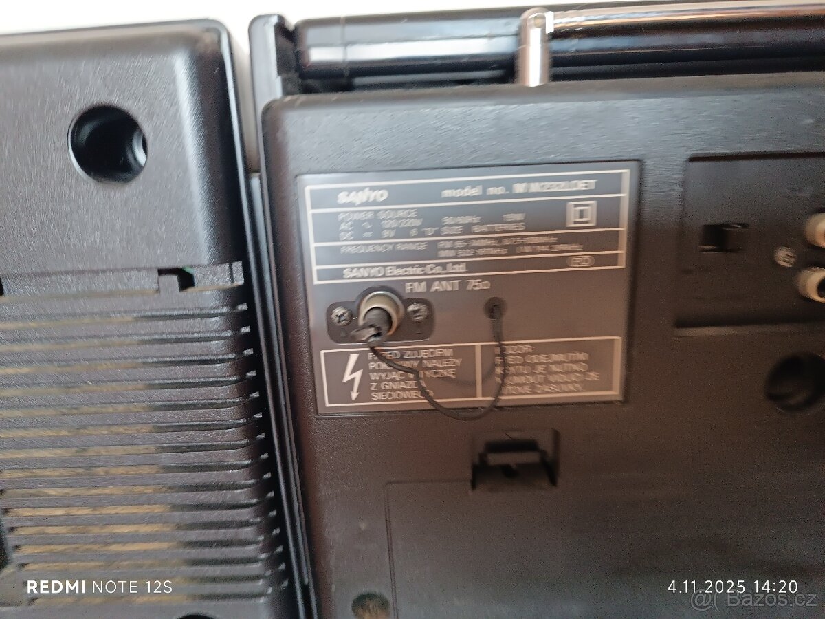 Retro rádio sanyo dvojče kazeťák - 4