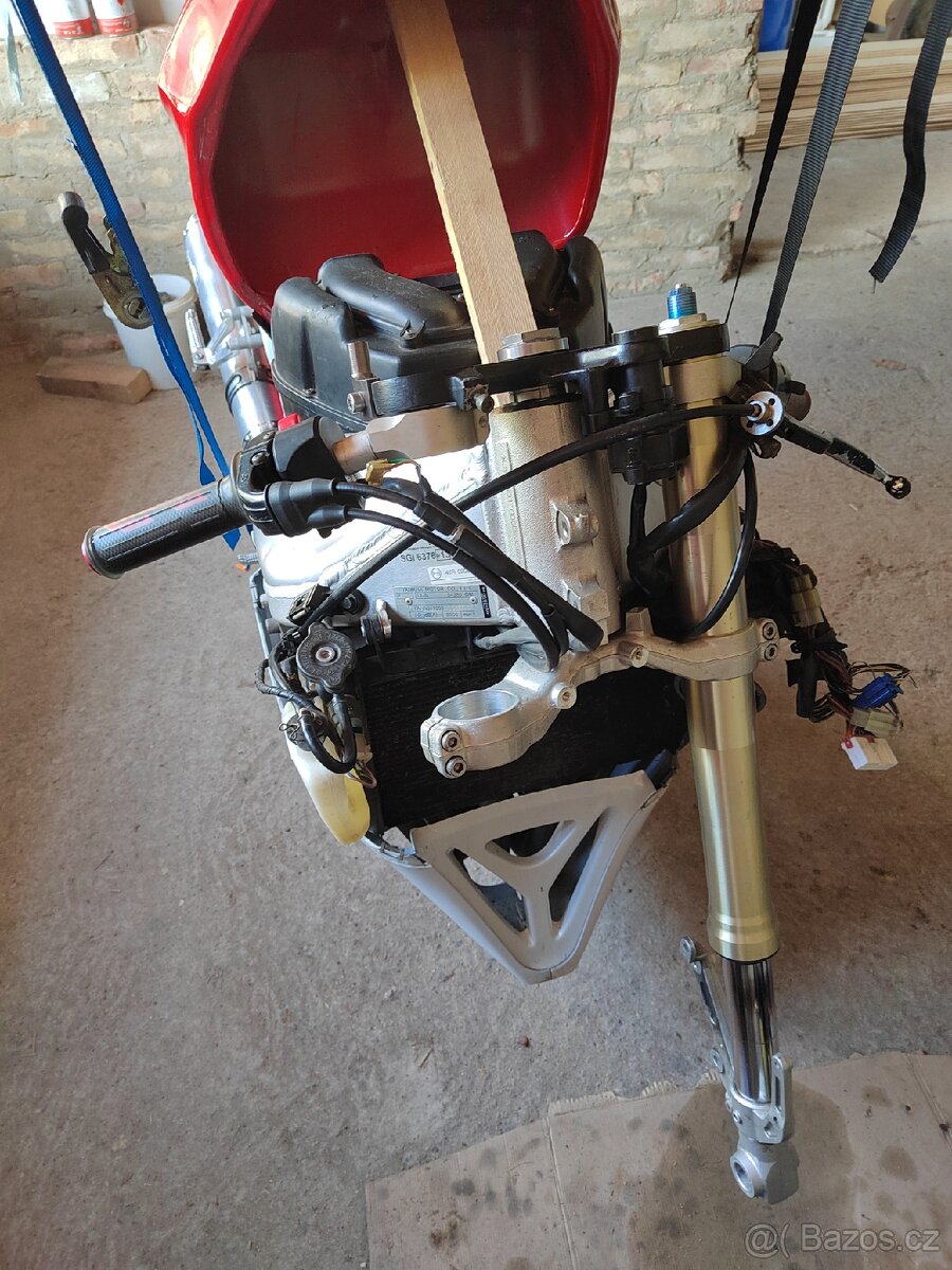 Yamaha YZF R1 1999 - 4