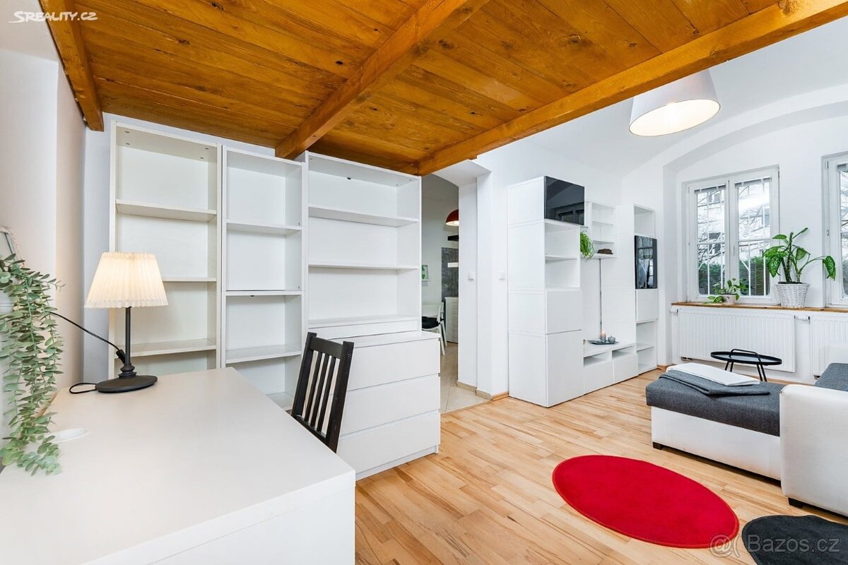 Prodej bytu 2+kk 49 m² Grafická, Praha - Smíchov - 4