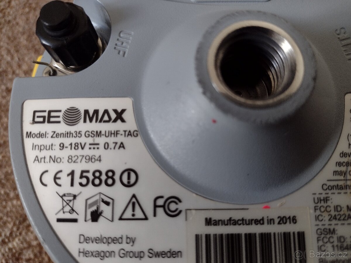 GNSS sestava Geomax Zenith35 GSM-UHF-TAG s kontrolérem - 4
