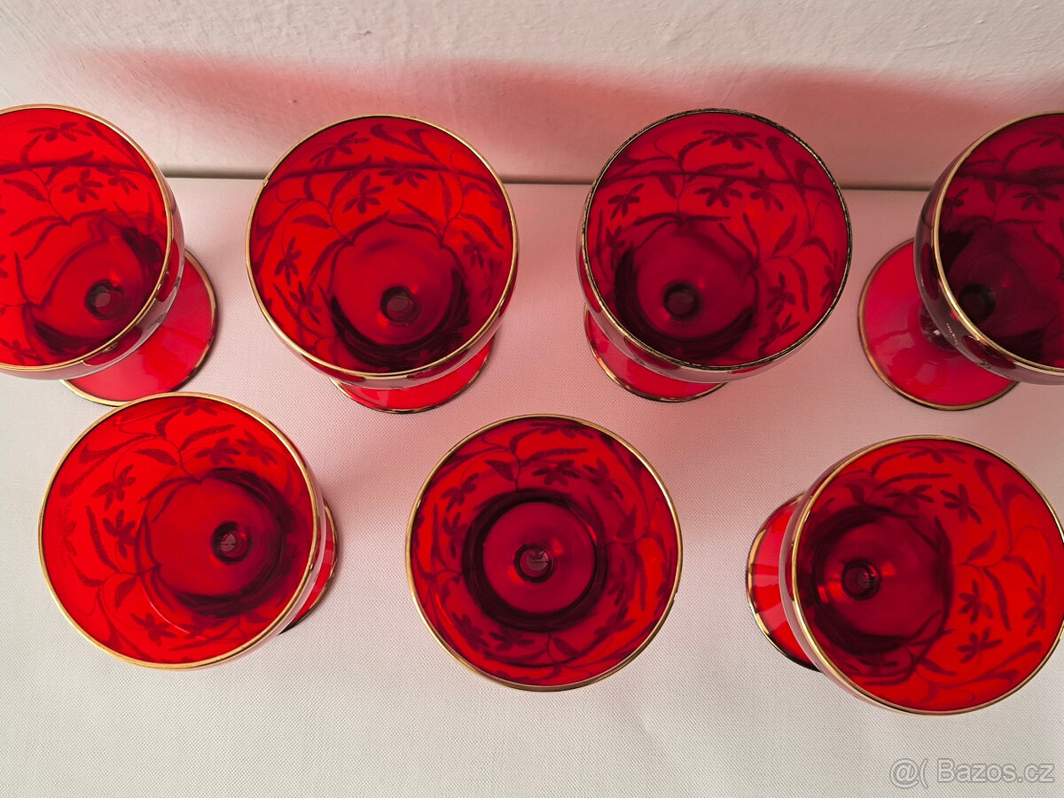 Červené sklenice 7x - 4