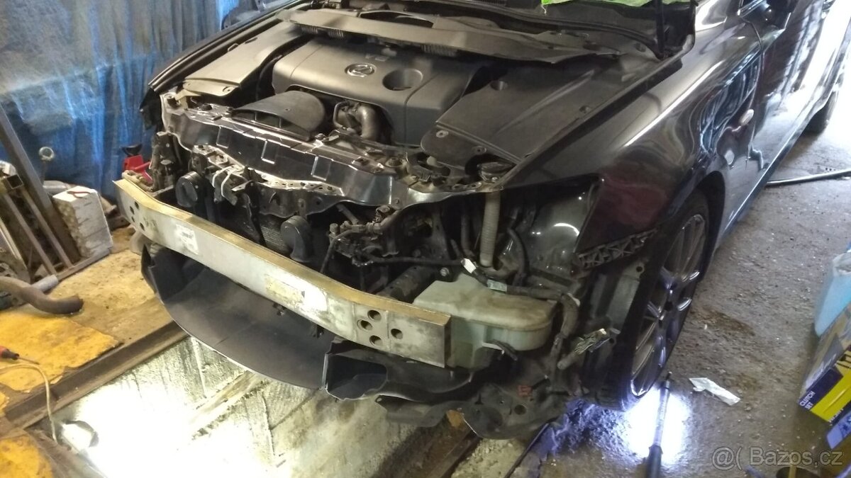 Lexus IS 220d / 250 výztuha předního nárazníku - 4
