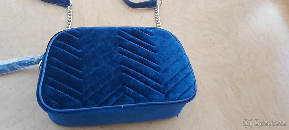 Sametová kabelka - 4