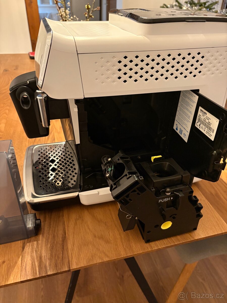 Kávovar Philips series 4300 lattego - 4