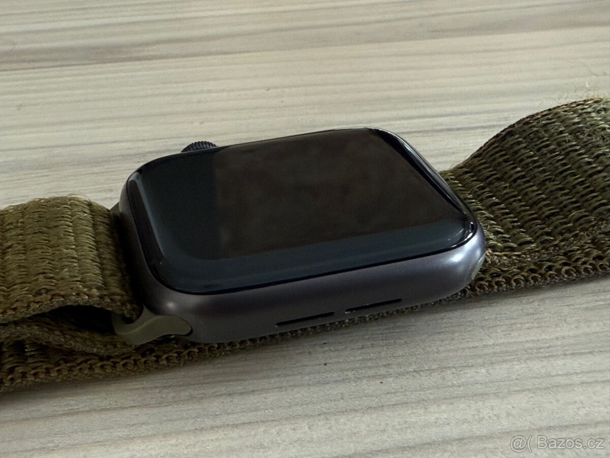 Apple Watch 6 44mm - 4