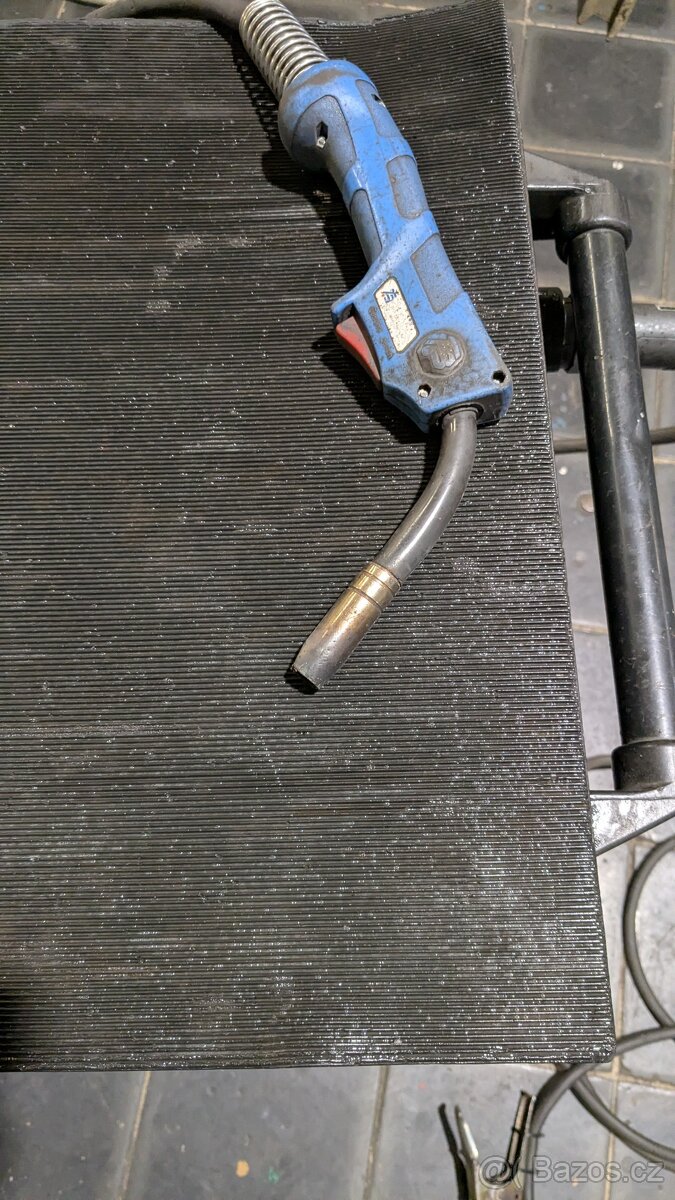 MIG-MAG Co svářečka 300A - 4