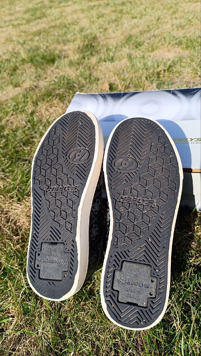 Kolo boty Guess Heelys - 4