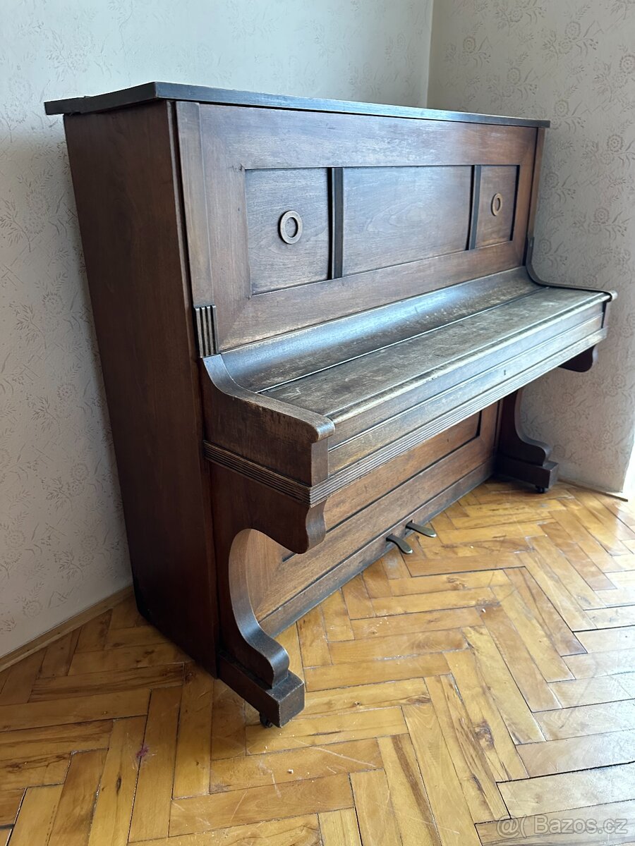 Klavír - piano - J. Nemetschke Wien - 4