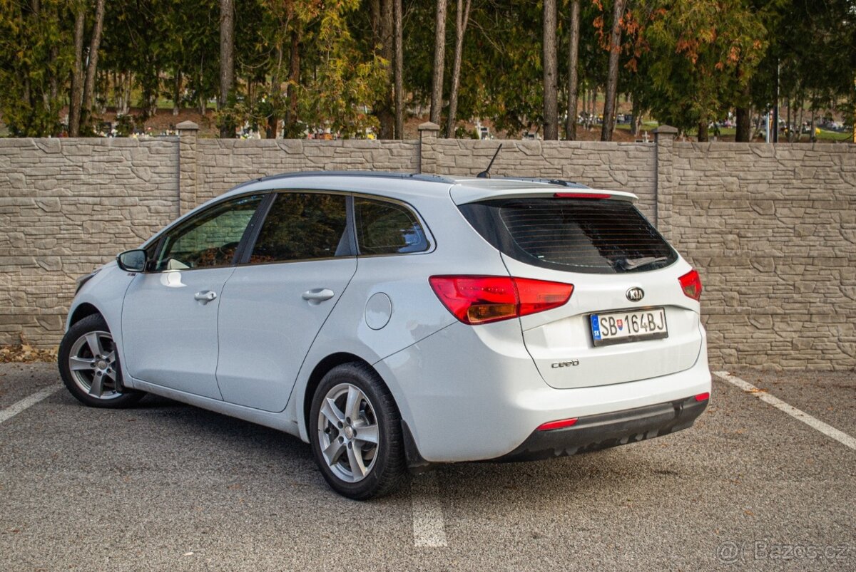 Kia Ceed SW 1.6 GDI - 4