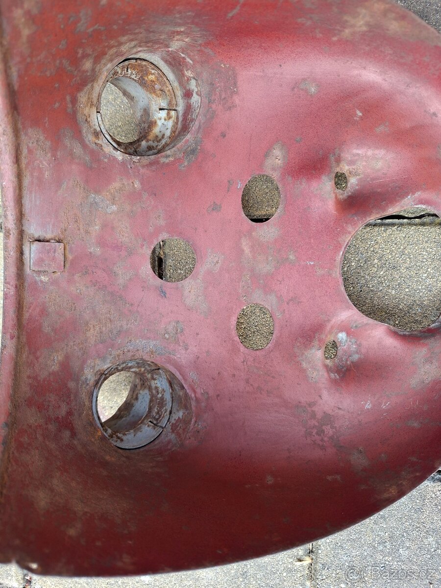 Jawa/ČZ Převážně panelka - 4