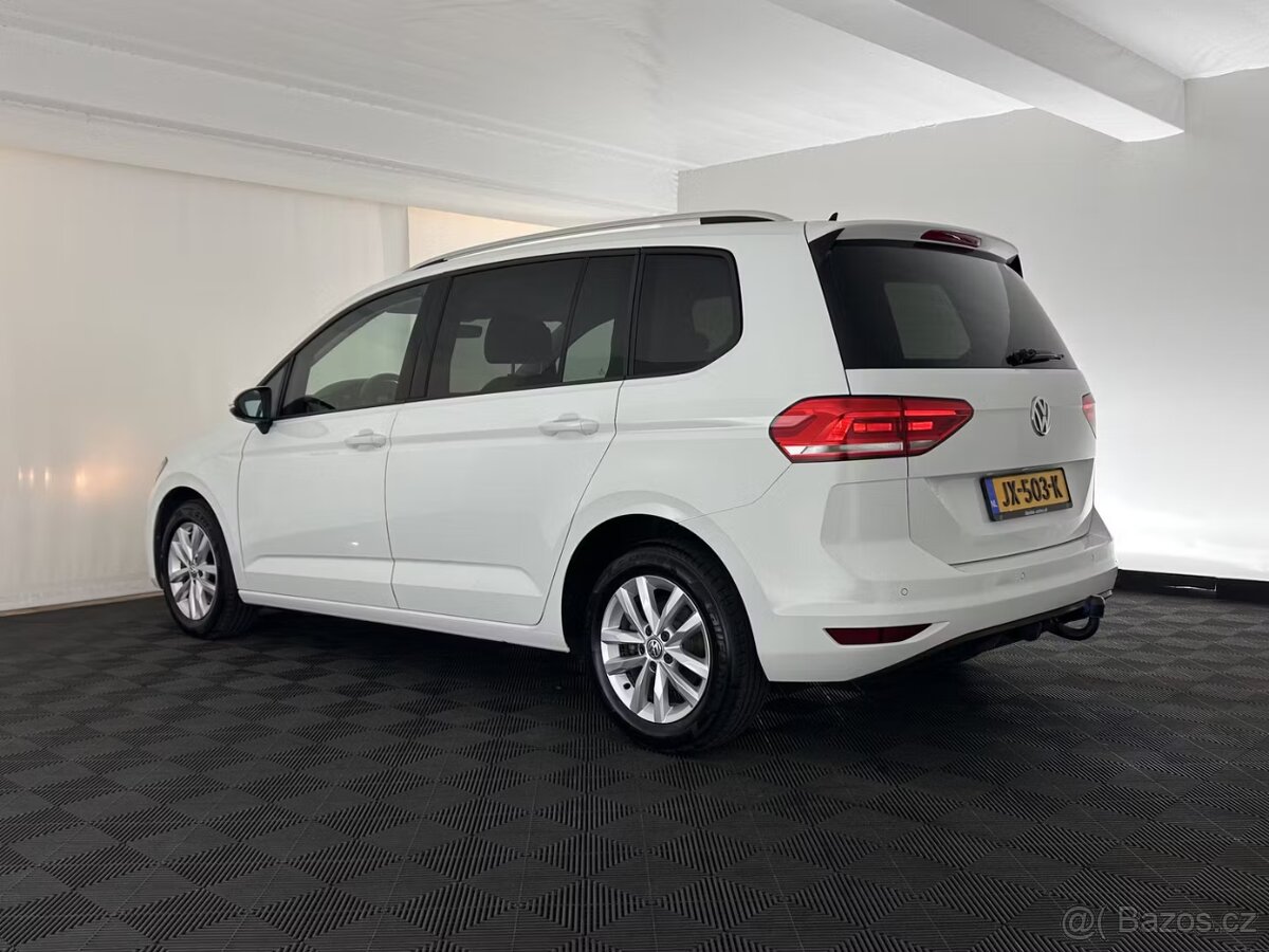 VW TOURAN 1.2 TSI Connected edice 2016 - 4