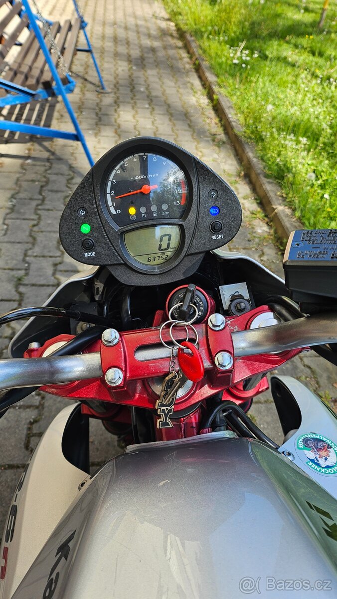 KAWASAKI ER650N - 4