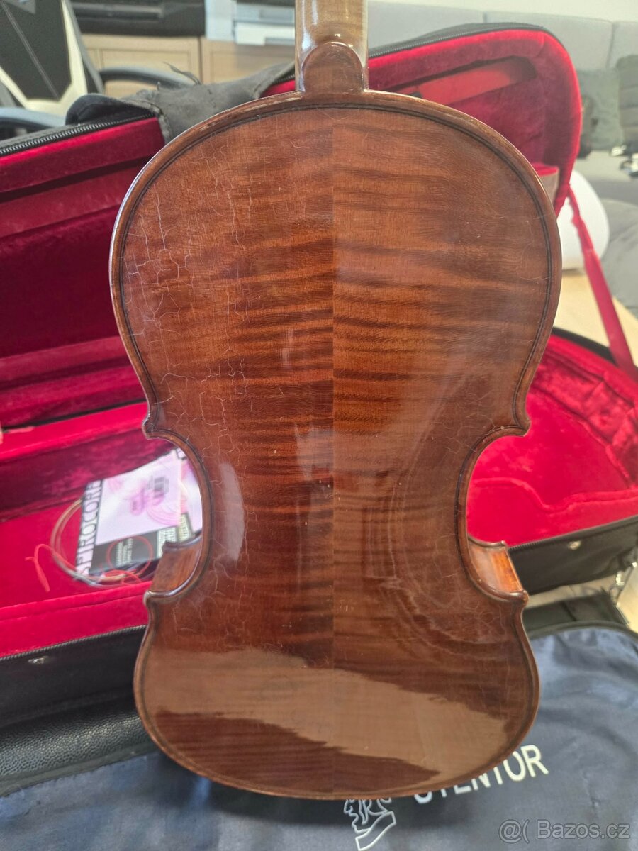 viola mistrovská 44 - 4