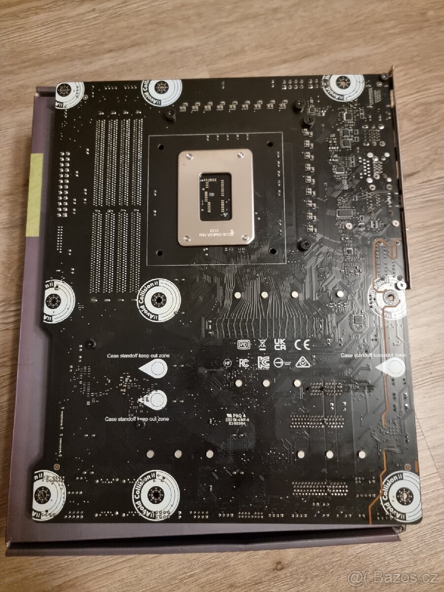 MSI MAG Z690 TOMAHAWK DDR4 sc 1700 - 4