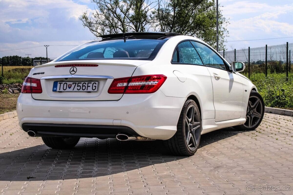Mercedes-Benz E trieda Kupé 350 CDI Blue - 4