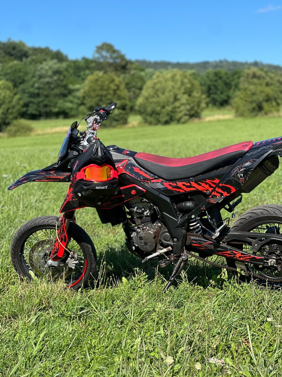 UM DSR 125 Supermoto 2020 - 4