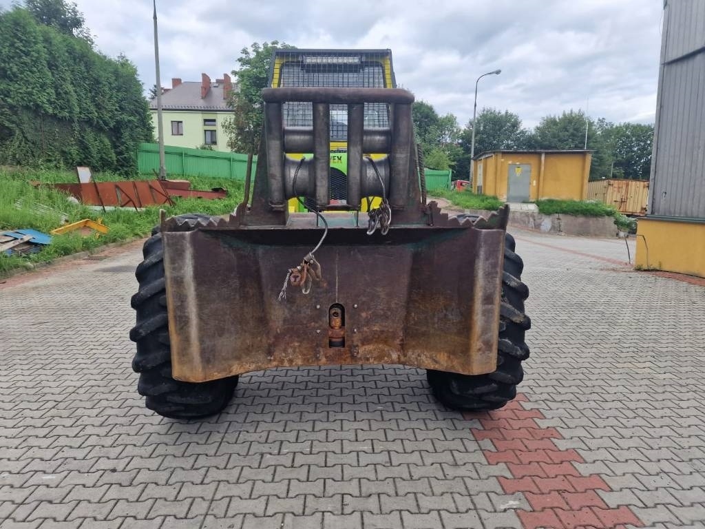 LKT 82 Skider. - 4