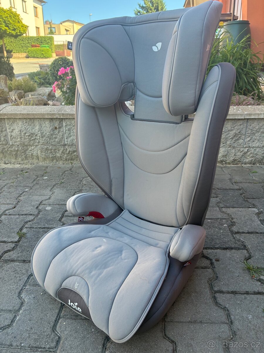 Autosedacka JOIE Traver dark 15–36 kg - 4
