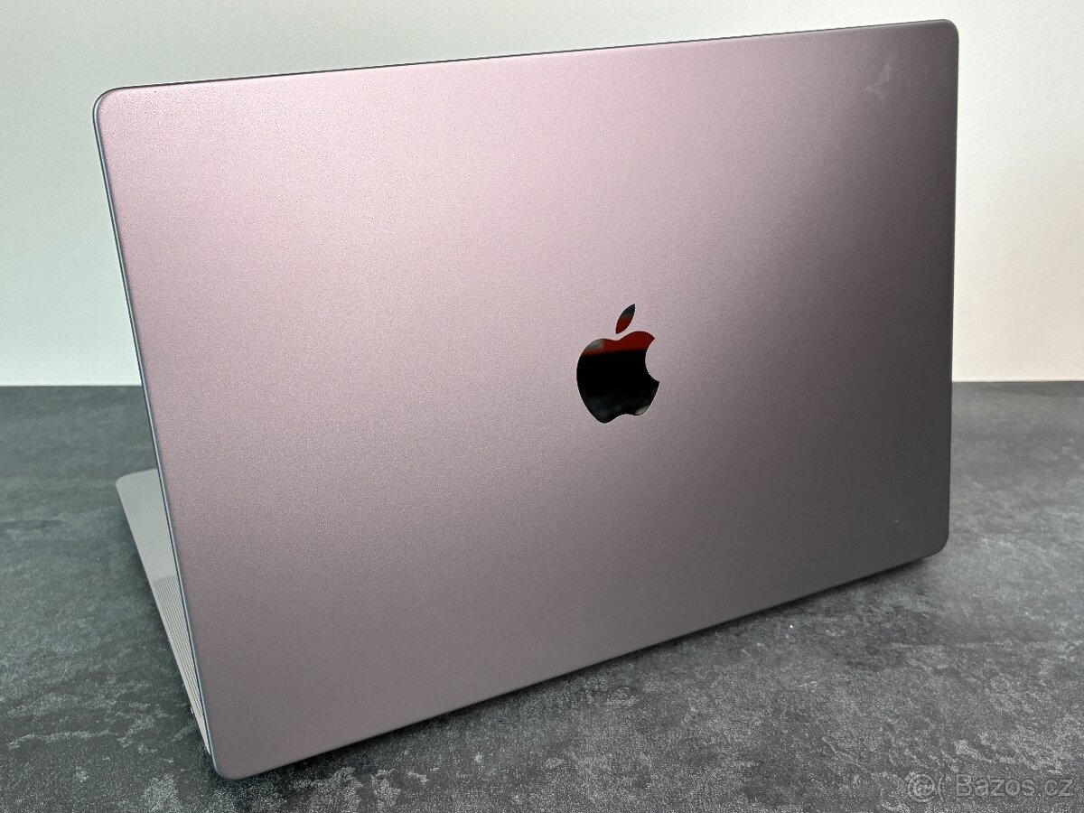 MacBook Pro 16'' 2023 / M2 Max / 32GB / 1TB SSD - 4
