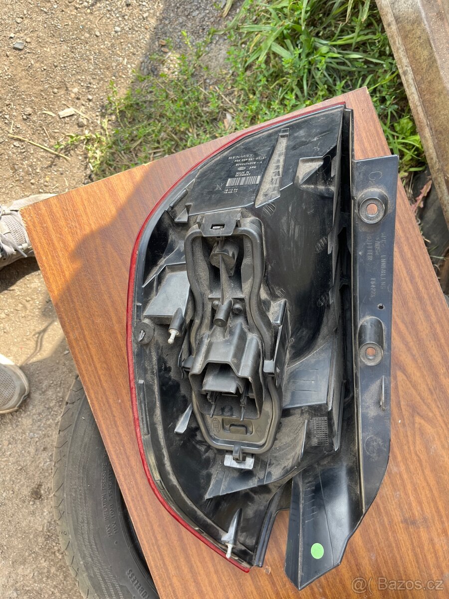 Renault Scenic zadní světlo - 4