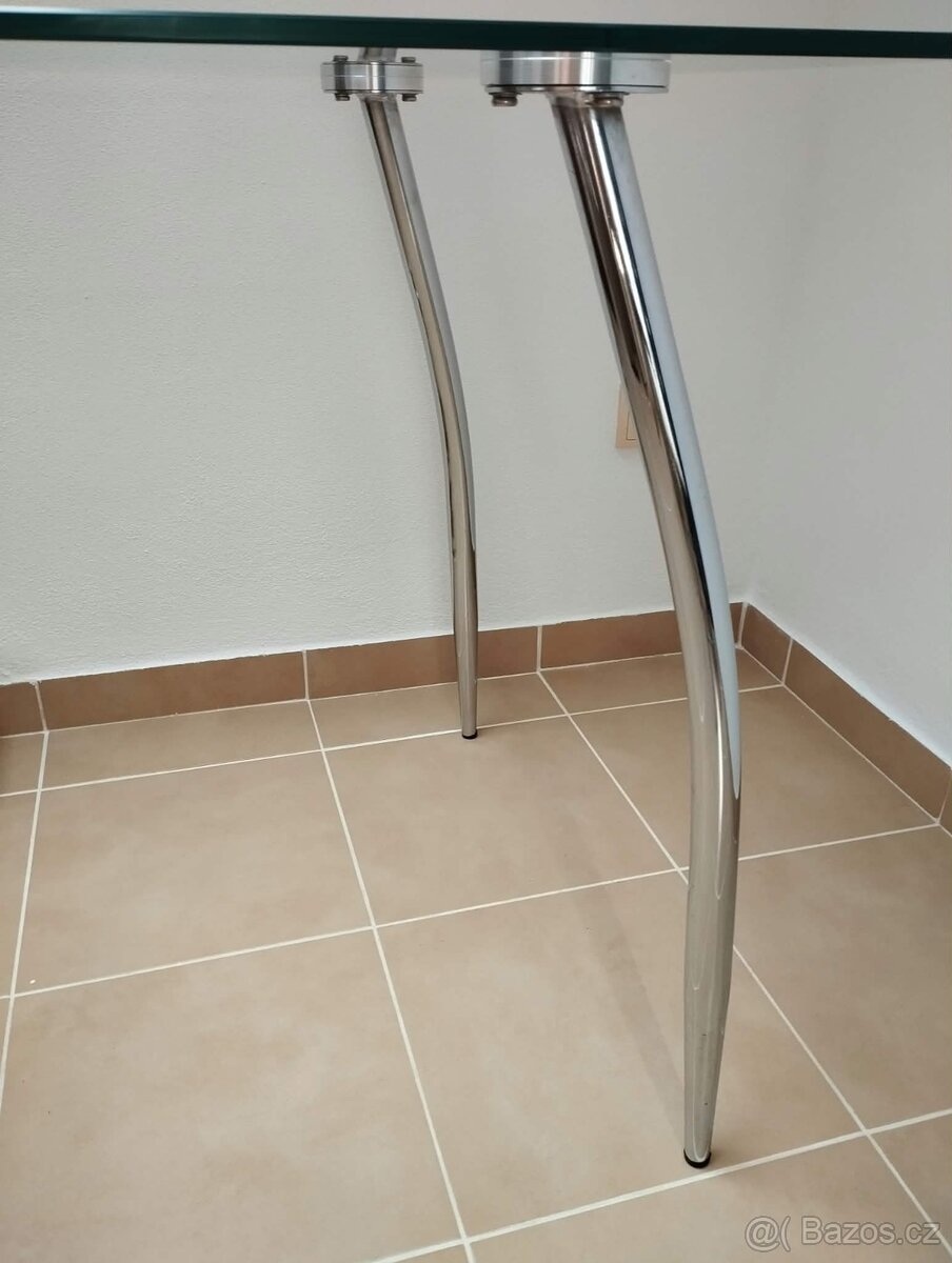 Skleněný stůl s židlemi - 4