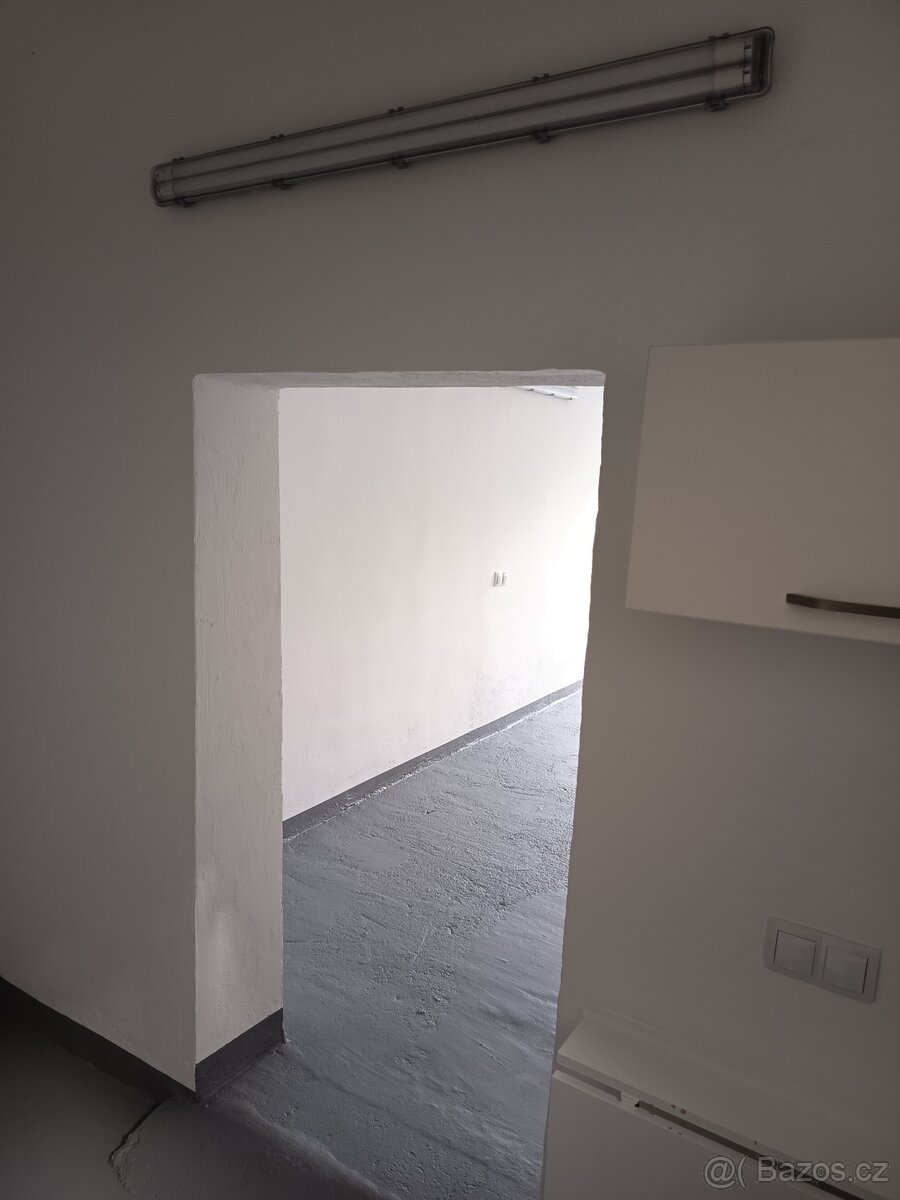 Garáž - Hodonín u Pošty v centru města - 4