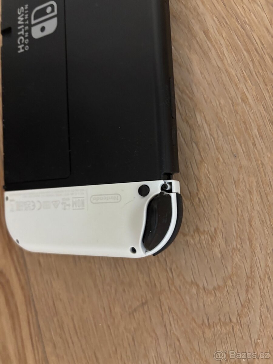 Nintendo Switch OLED White + 11 her + 128GB karta + záruka - 4