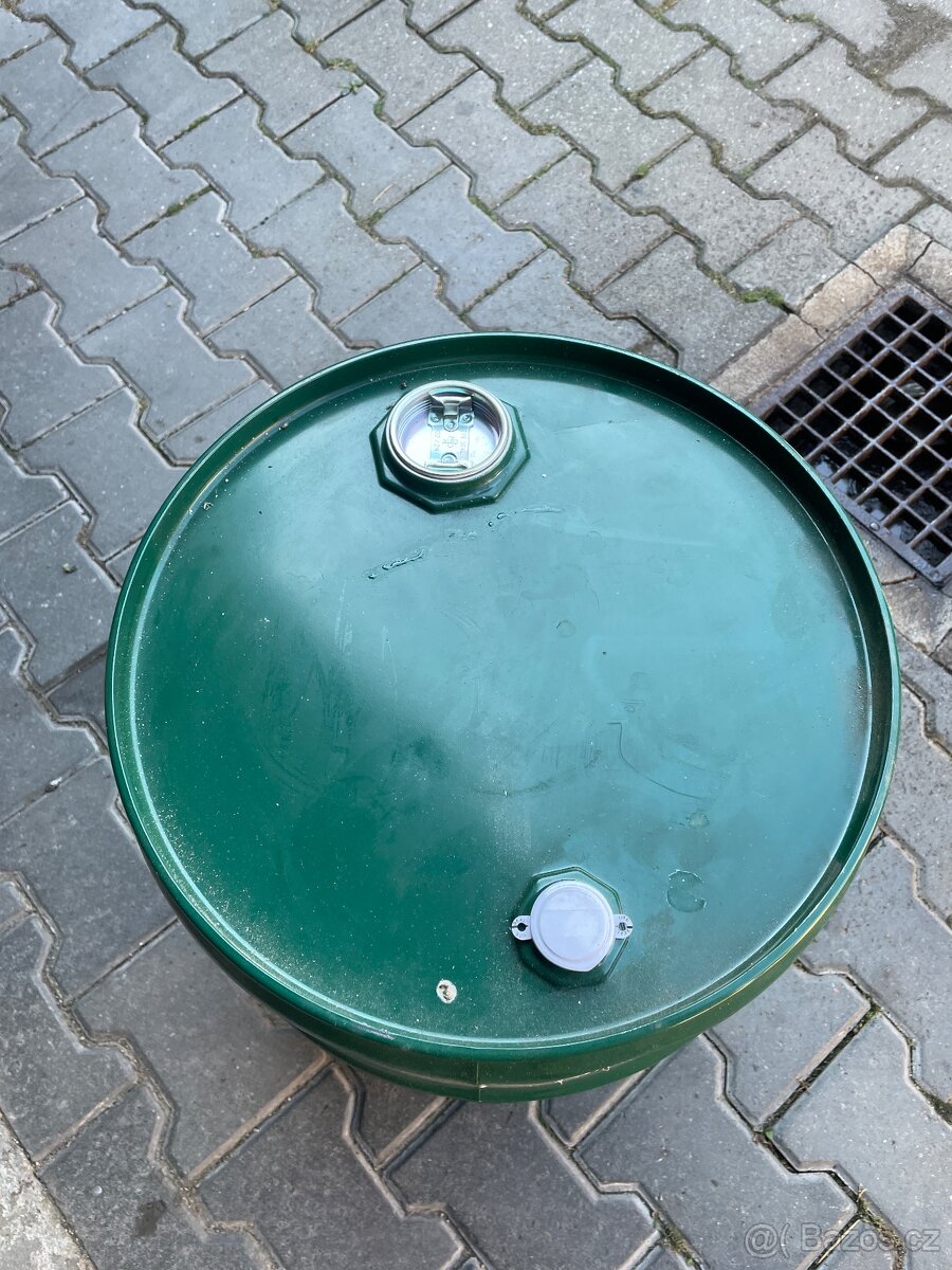 Plechové 60l sudy od nového oleje - 4