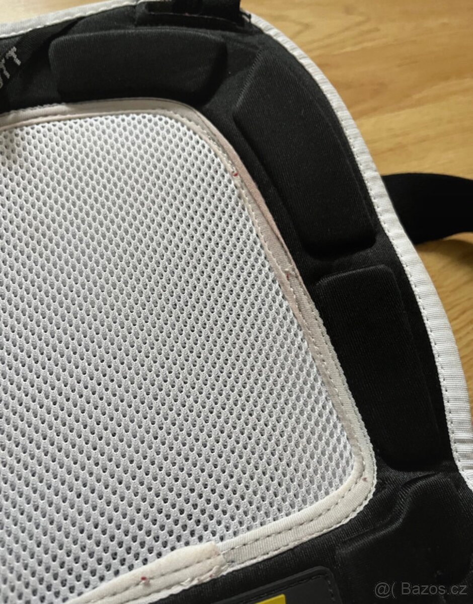 Chránič páteře Scott - 4