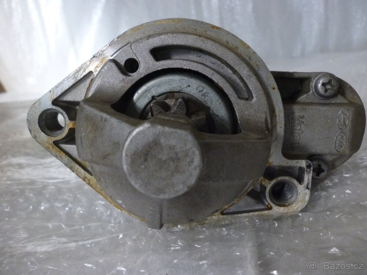 Hyundai i30 1,6CRDi : Startér 36100-2A300 - 4